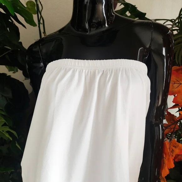 Women's White Strapless Tube Top -F - Picture 2 of 5